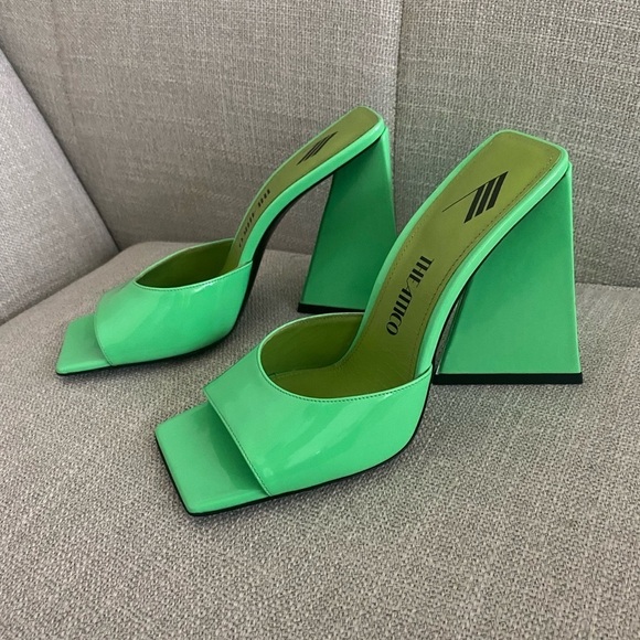 Attico Devon patent leather mule sandals - Picture 4 of 14